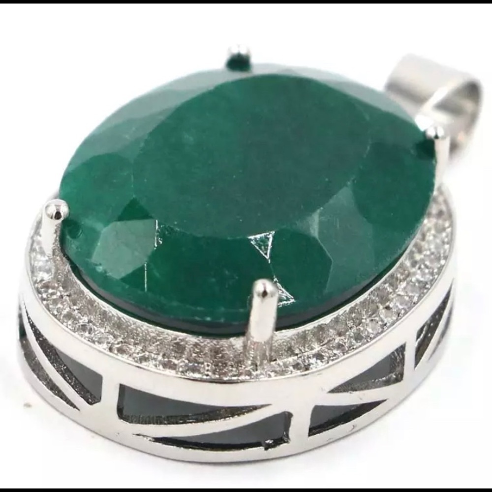 🔥🔥NEW GENUIN GREEN EMERALD PENDANT🔥 - Picture 4 of 4